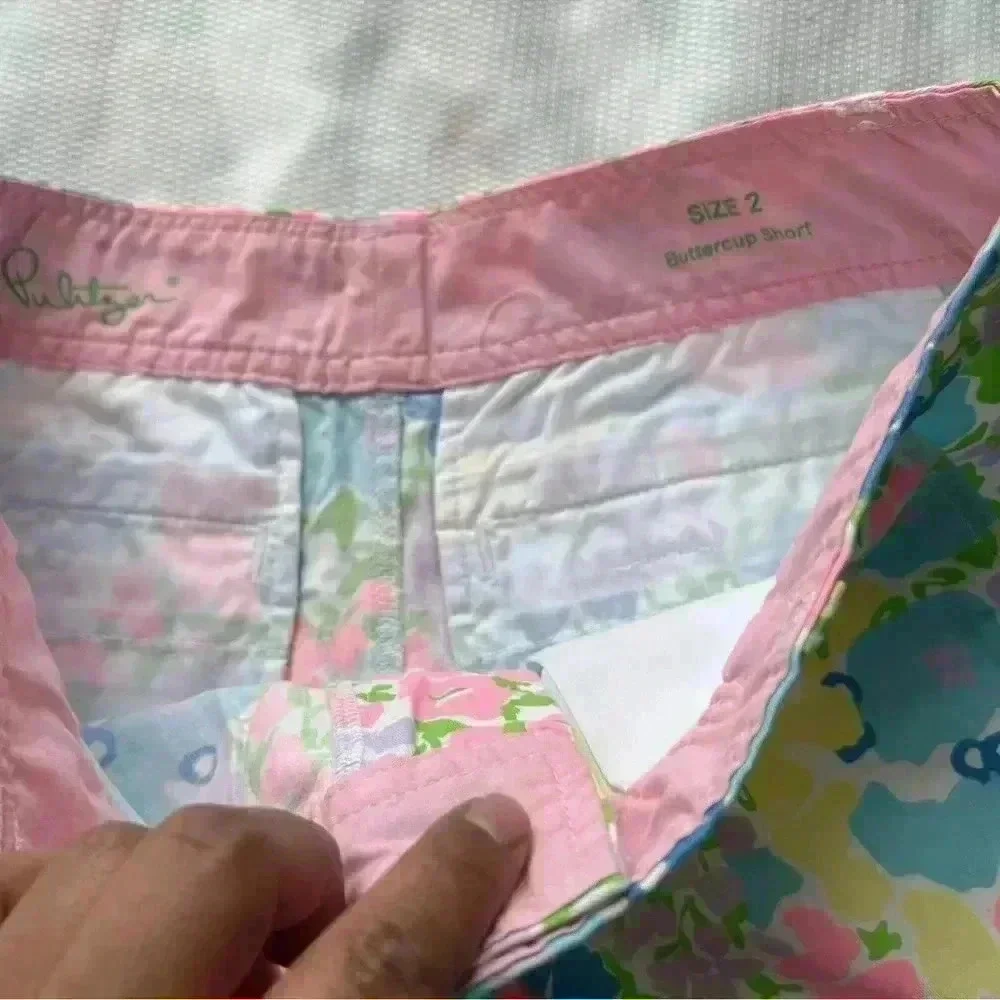 Lilly Pulitzer Buttercup Floral Shorts size‎ 2